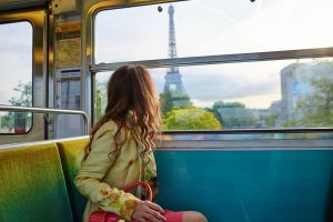 Mujer en tren