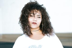 mujer dominante mujer controladora