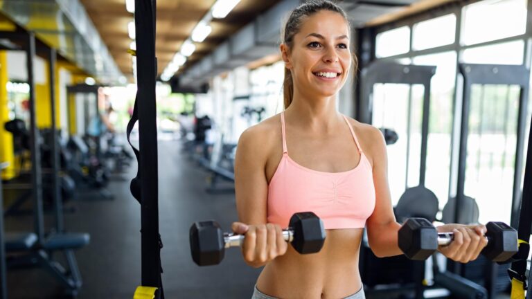 5 beneficios que no sabías de ir al gimnasio