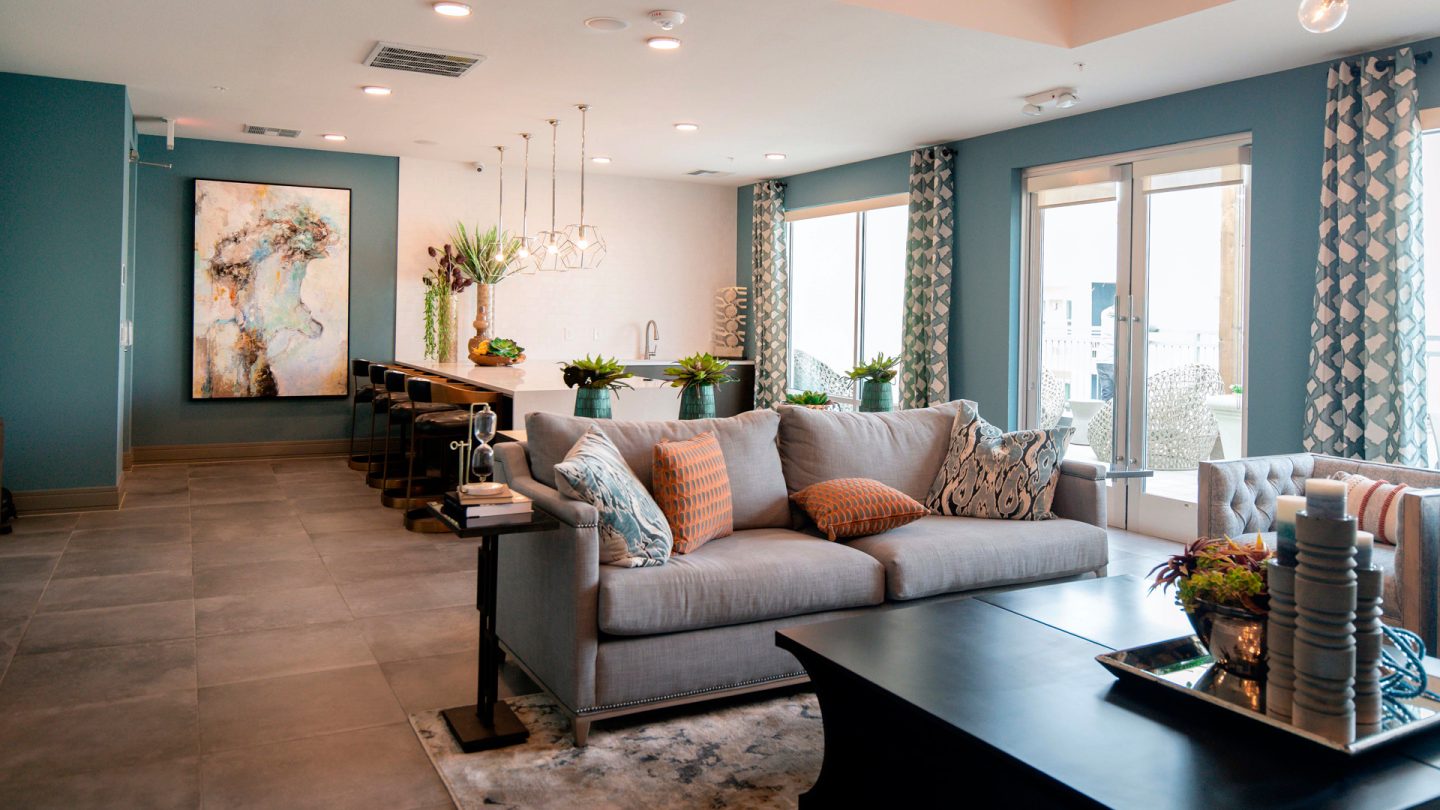 7 tips para decorar salas con un estilo moderno y sofisticado