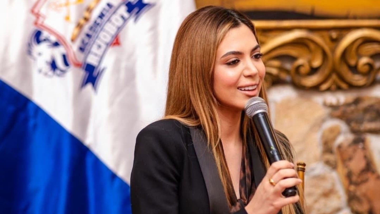 De Virreina a inspiracion Lisbeth Fernandez la modelo cristiana que impacta nacion