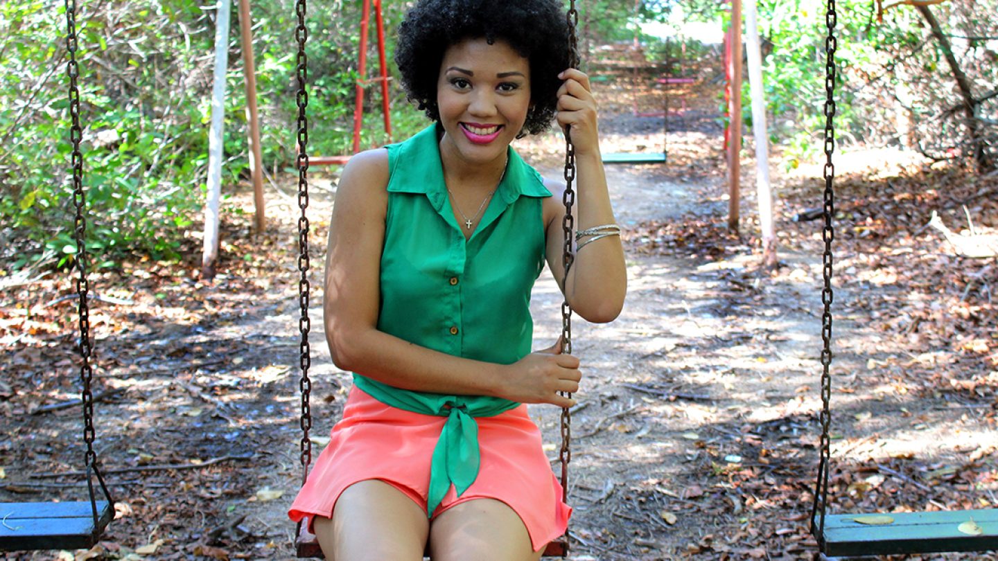 Rouse Nelson, chica afro