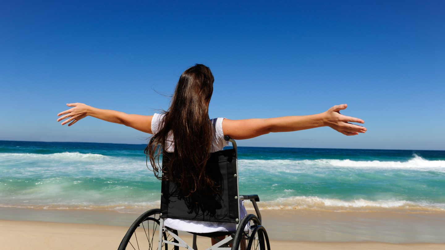 girl-wheelchair-mr